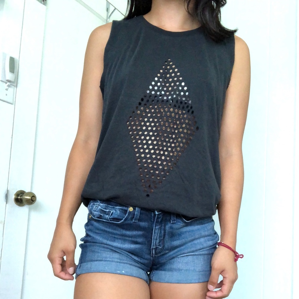 Billabong muscle tank diamond cutout